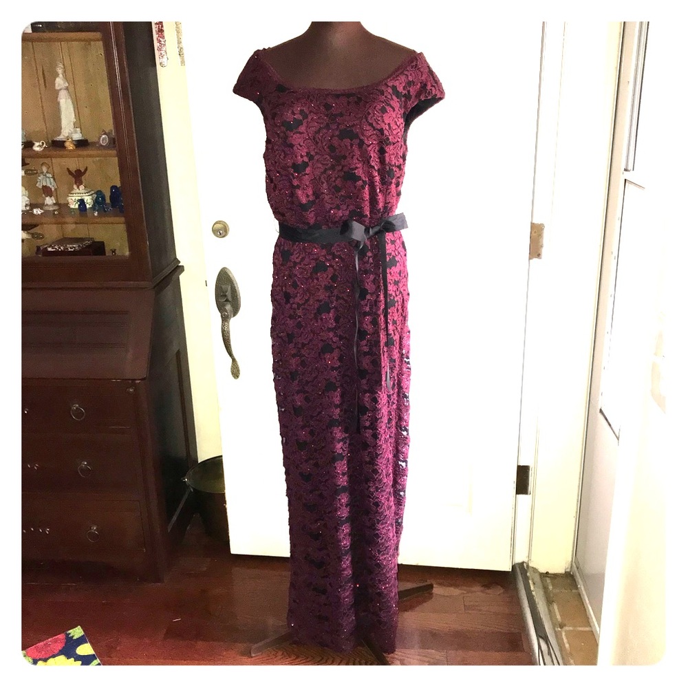 Gorgeous lace evening gown